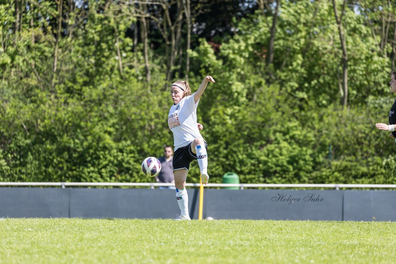 Bild 73 - F SV Henstedt Ulzburg - SV Fortuna Boesdorf : Ergebnis: 3:1